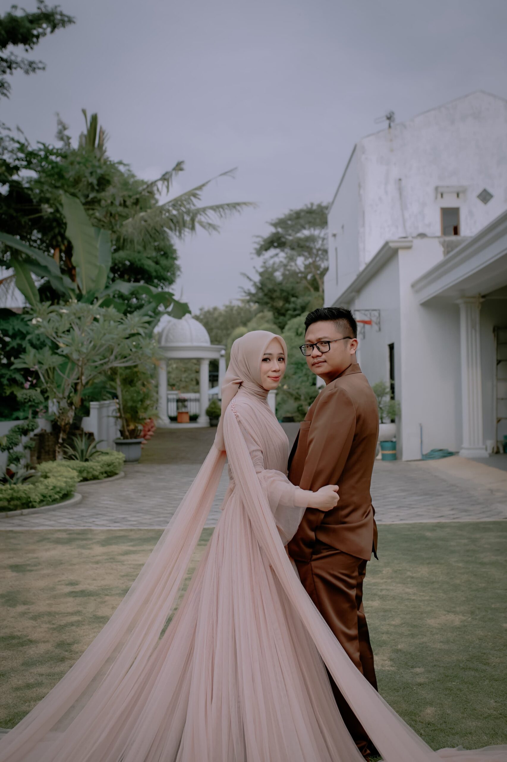 Lisa & Indra (5)
