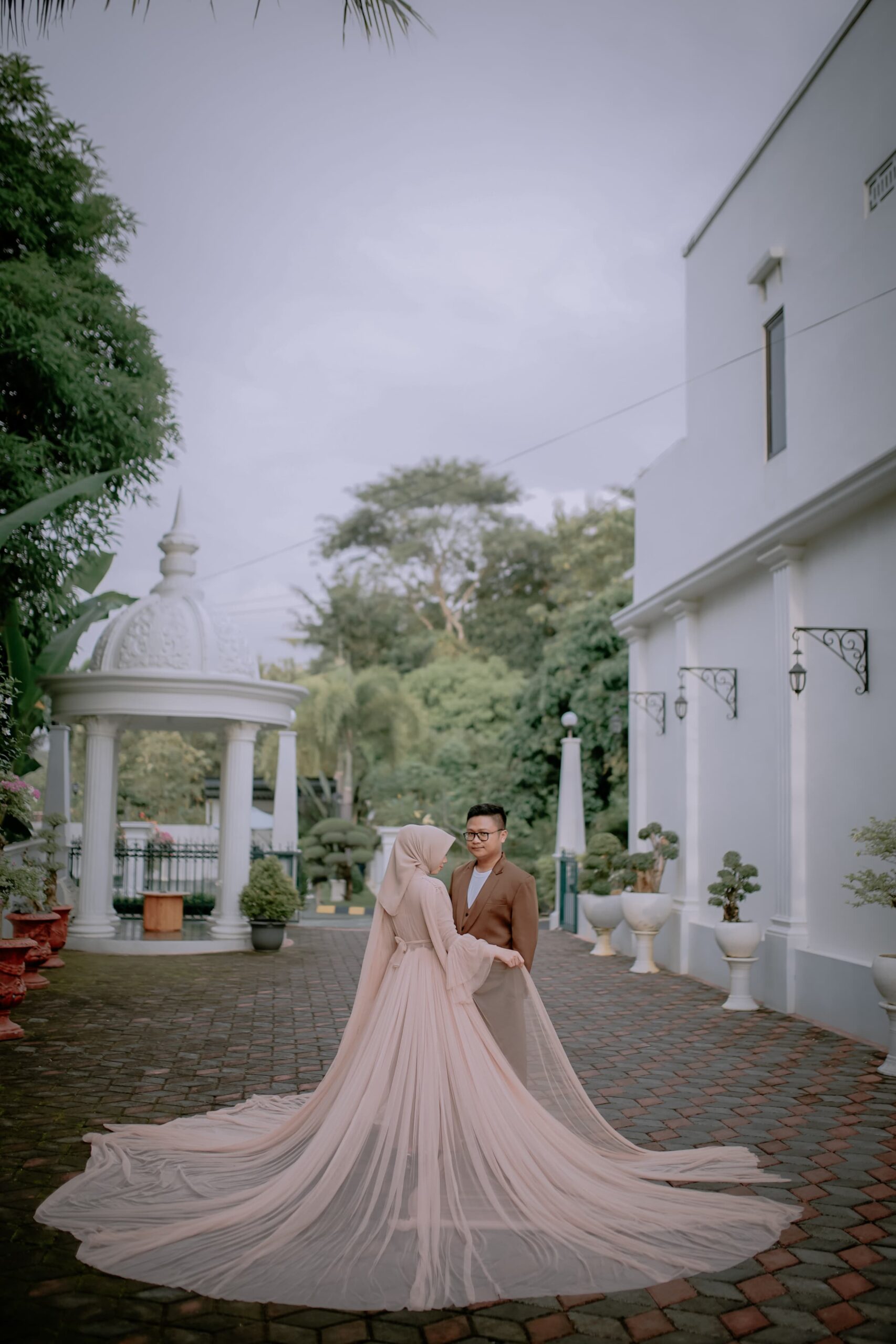 Lisa & Indra (7)