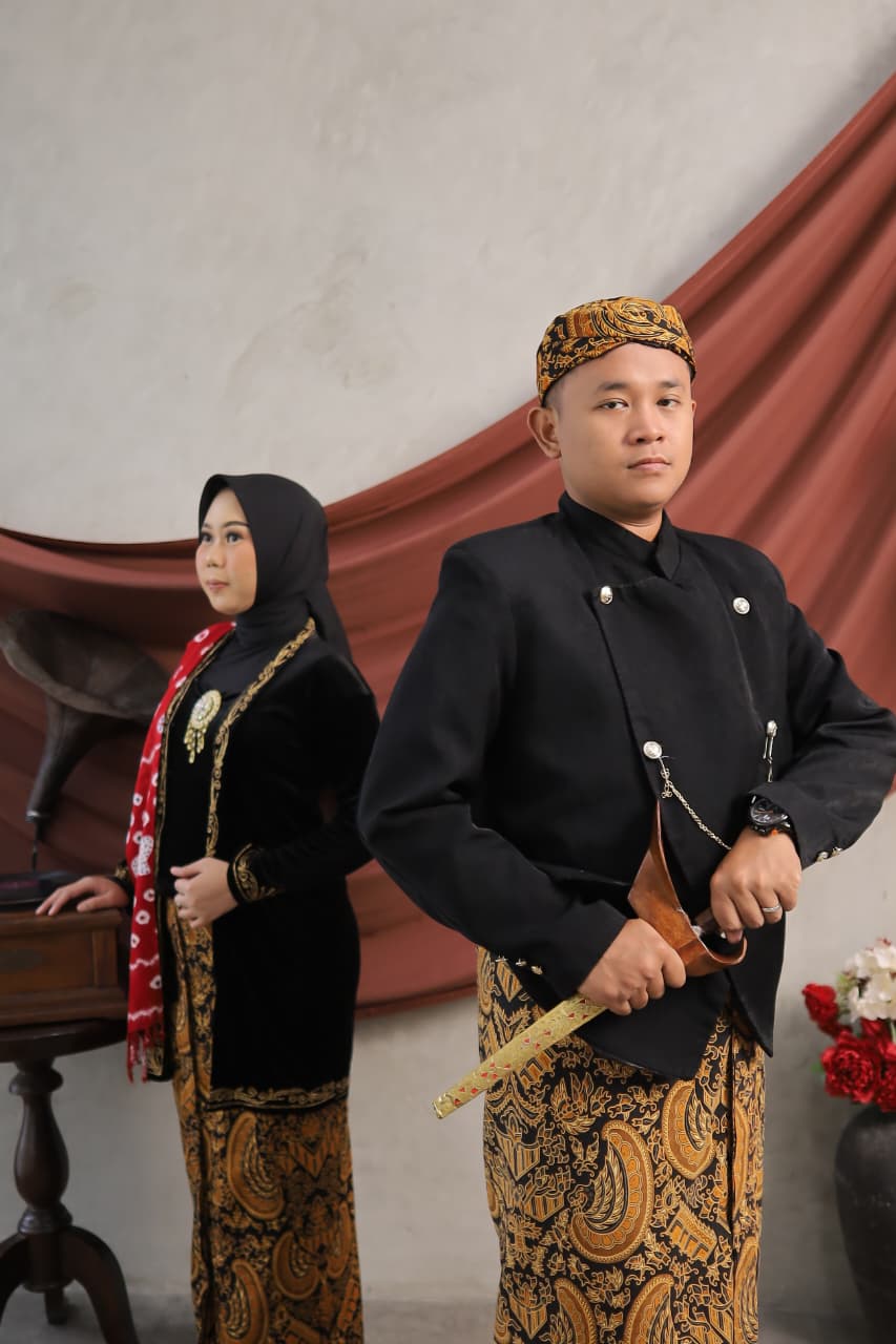 Lala & Adit (3)