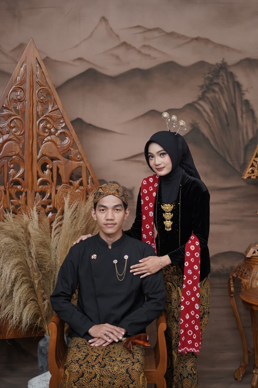 Tia & Arif (2)